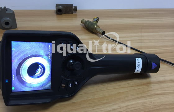 China Automotive Video Borescope Camera LCD Handheld Digital Endoscope supplier