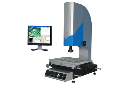 China Auto Edge Detection Click Zoom Lens Manual Vision Measuring Machine with QM2.0 Software supplier