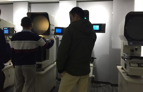 Horizontal Profile Projector HB16-3015 with 400mm Screen and Digital Readout DP300