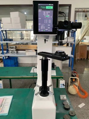 Built-in Printer Universal Rockwell Brinell Vickers Hardness Testing Machine with Touch Controller